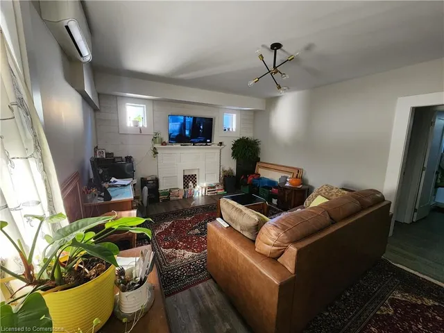 Additional image 29 of 41 Albert St Unit 101