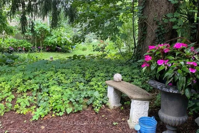 Additional image 44 of 340 Dundas St