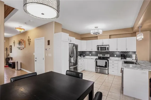 Additional image 8 of 193 TANGLEWOOD Dr