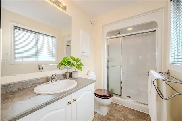 Additional image 16 of 106 PORTRUSH Crt