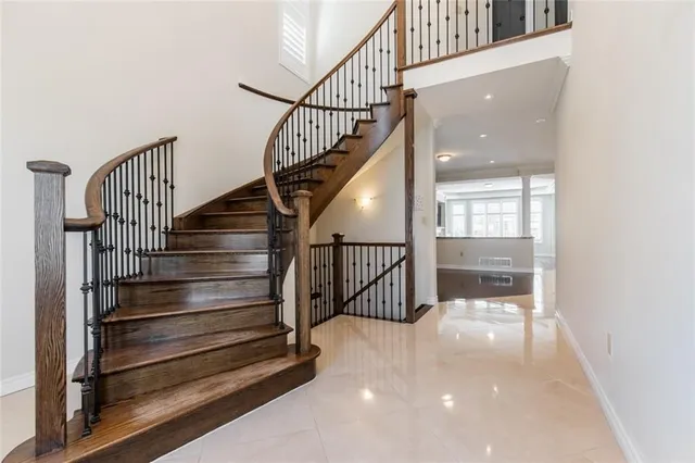 Additional image 3 of 180 CHAMBERS Dr