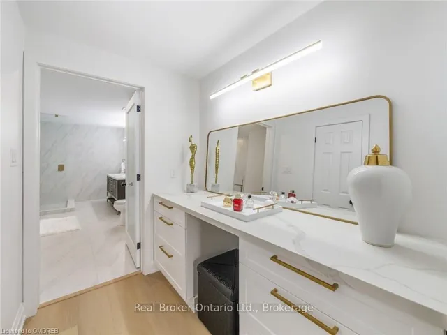 Additional image 24 of 97 EDGEWATER Dr