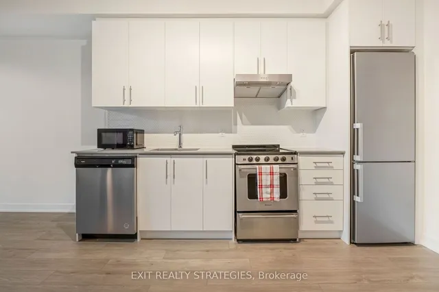 Additional image 16 of 212 King William St Unit 521