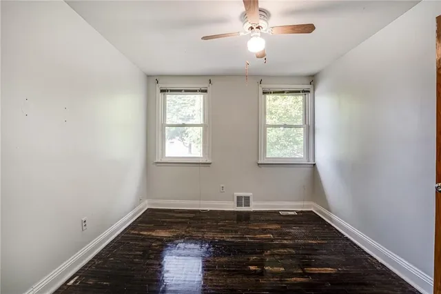 Additional image 21 of 170 LAKE Ave