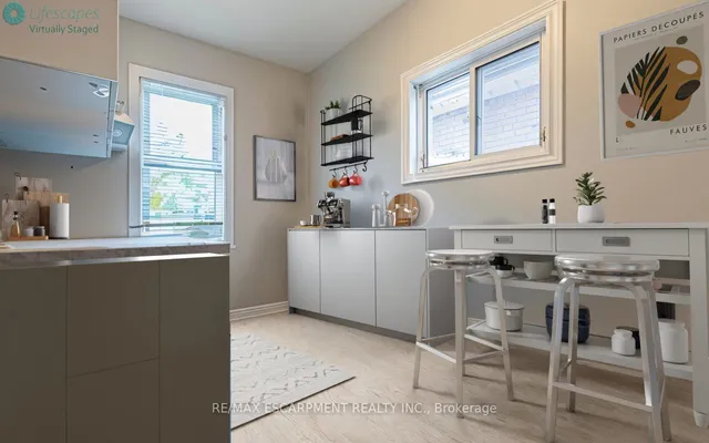 Additional image 15 of 24 Carrick Ave