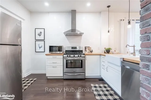 Additional image 17 of 162 AVONDALE St