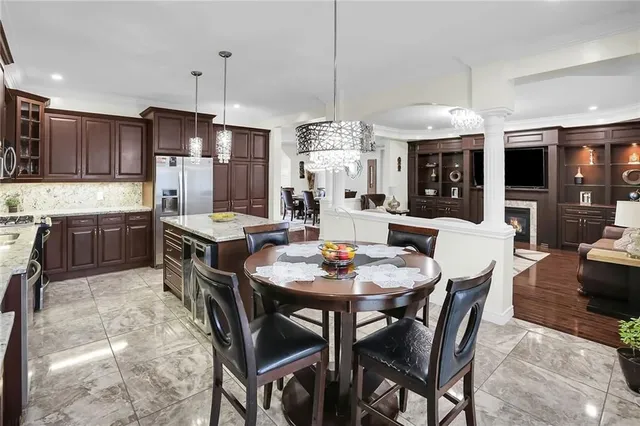 Additional image 14 of 183 CHAMBERS Dr