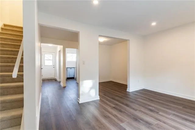 Additional image 5 of 78 WOODMAN Dr