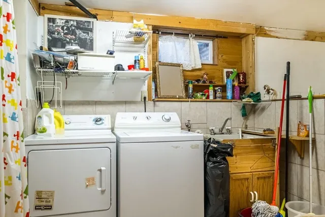 Additional image 36 of 104 HOSTEIN Dr