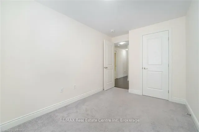 Additional image 33 of 84 HEMING Tr