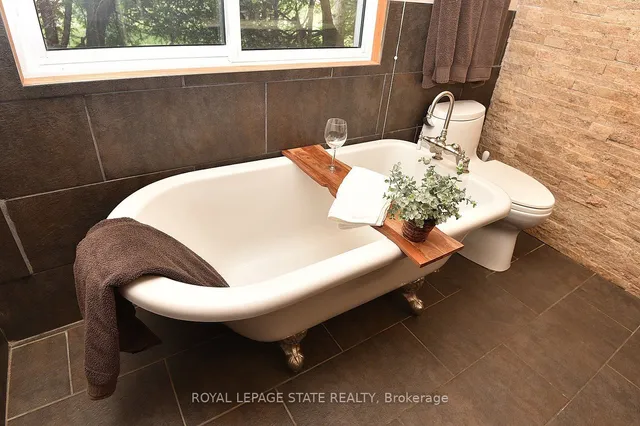 Additional image 25 of 731 Old Hwy 8