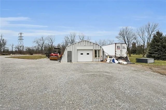 Additional image 39 of 1320 Hwy 56