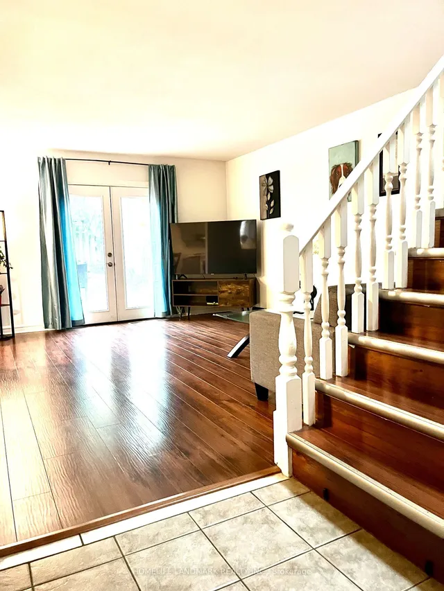 Additional image 7 of 300 Crerar Dr