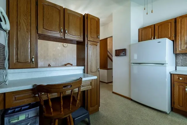 Additional image 12 of 10 VERA Crt