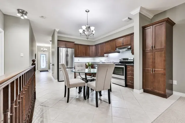 Additional image 35 of 40 GROVETREE Trail