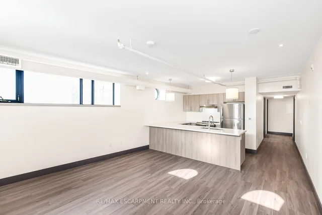 Additional image 14 of 121 King St Unit 501