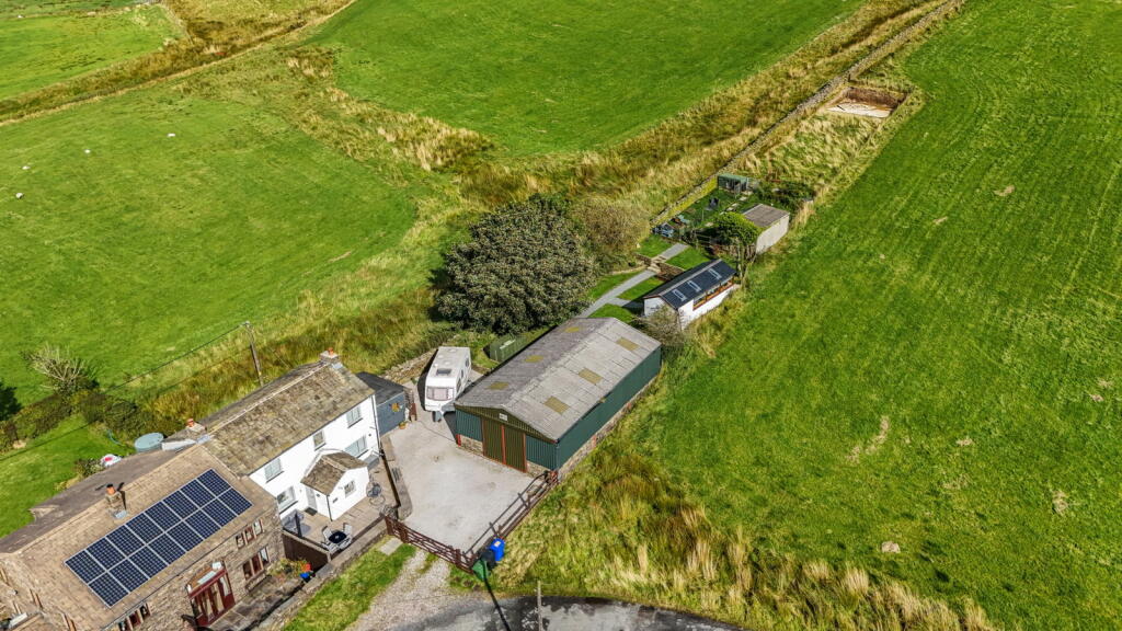 Primary image of Pickles Farm, Lumb, Rossendale, BB4
