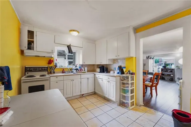 Additional image 11 of 105 WARD Ave