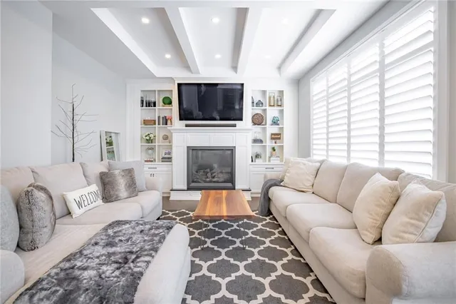 Additional image 10 of 4 LOCKMAN Dr