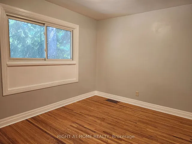 Additional image 8 of 81 Maclennan Ave