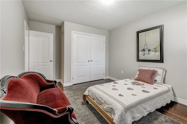 Additional image 29 of 69 MYERS Lane