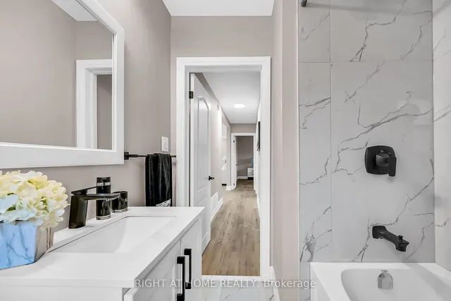 Additional image 17 of 147 Allenby Ave