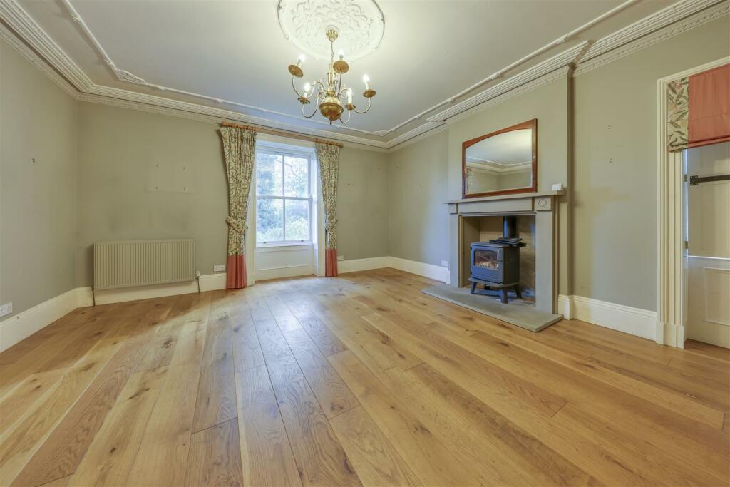 Additional image 8 of 5 Bed Character Home, ~3,000sqft, Superb Potential To Add Value