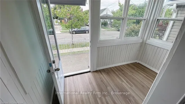 Additional image 7 of 32 Vansitmart Ave