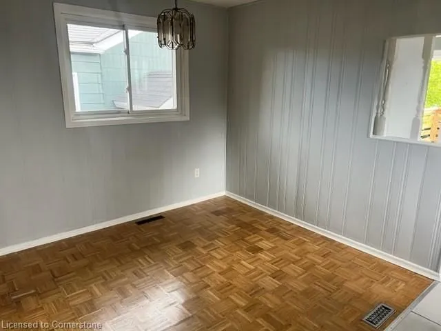 Additional image 7 of 359.5 Strathearne Ave