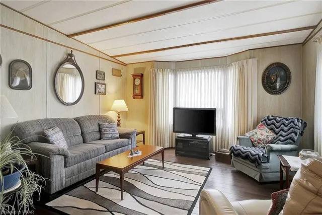 Additional image 9 of 1429 Sheffield Rd Unit 8 Paradise Cove