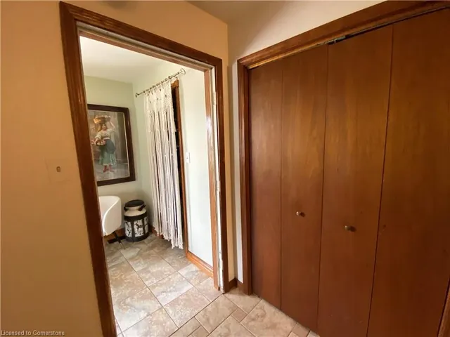 Additional image 44 of 714 Fiddlers Green Rd