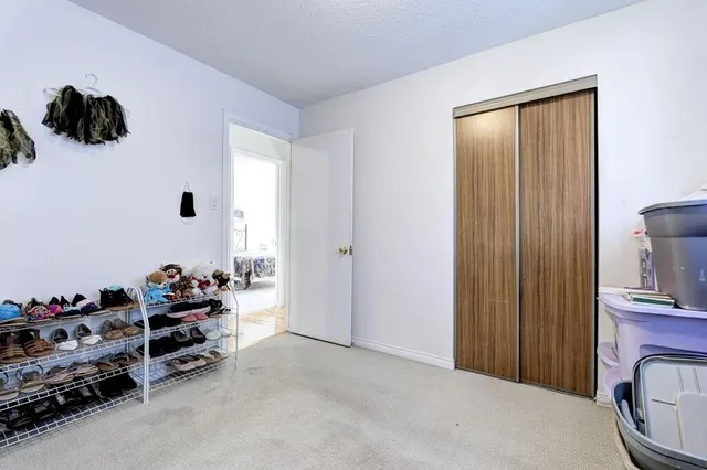 Additional image 24 of 591 TEMPLEMEAD Dr