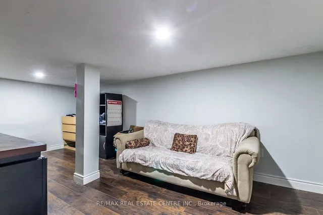 Additional image 25 of 404 Queenston Rd