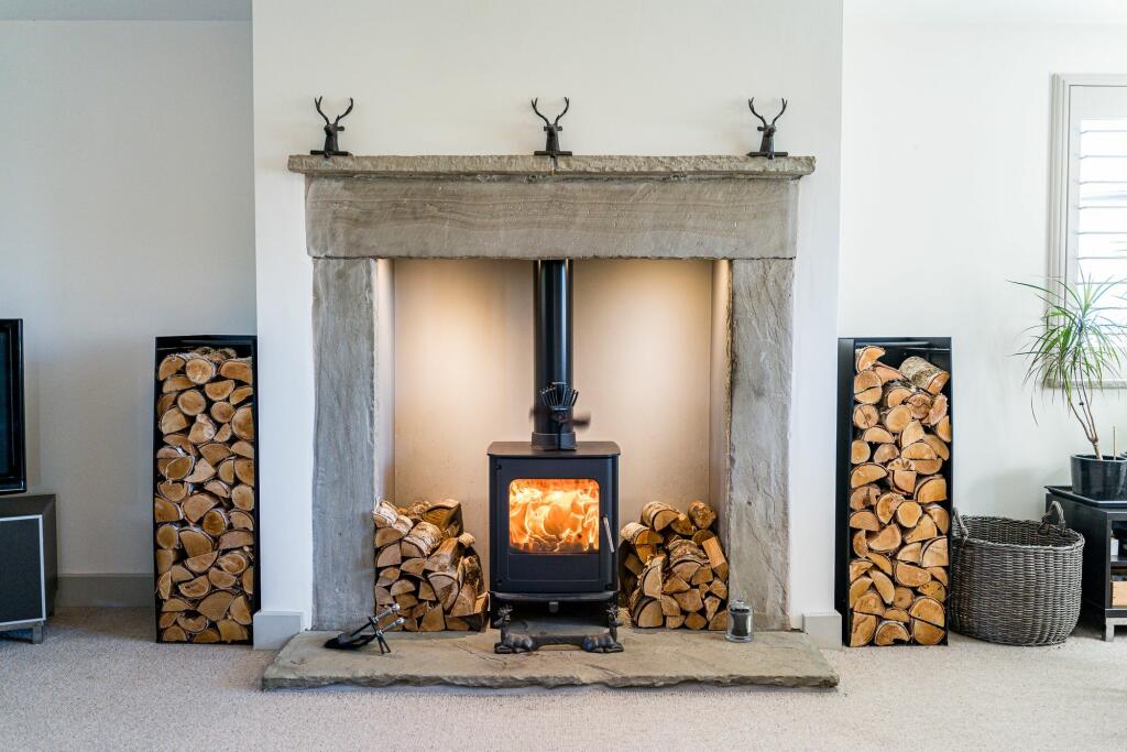 Additional image 19 of 1750s Farmhouse on 0.8 acres, 360° views, rustic charm, and scenic Rossendale countryside!