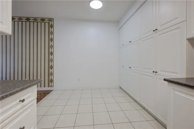 Additional image 16 of 120 BEDDOE Dr Unit 21