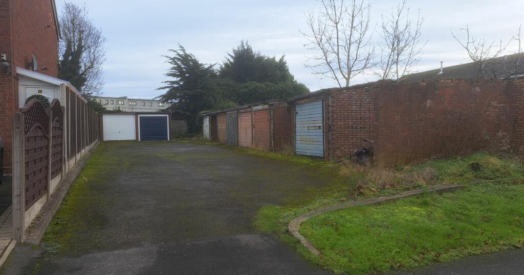 Additional image 3 of 2 Cumberford Avenue, Birmingham, West Midlands, B33 0NP