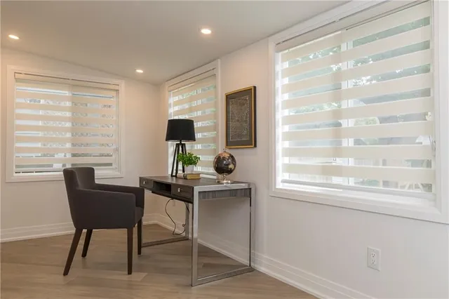 Additional image 31 of 564 ABERDEEN Ave