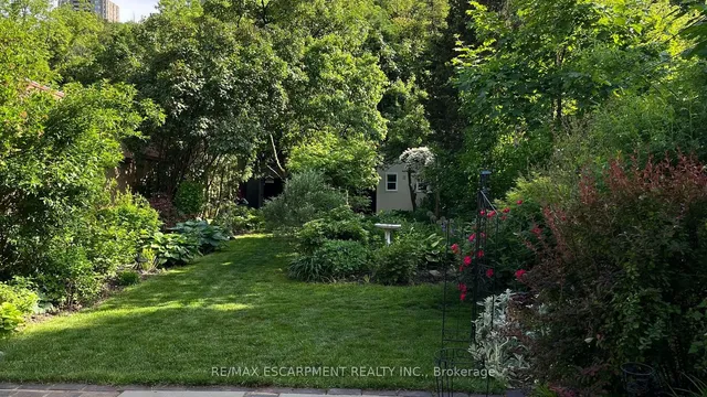 Additional image 37 of 80 Alanson St