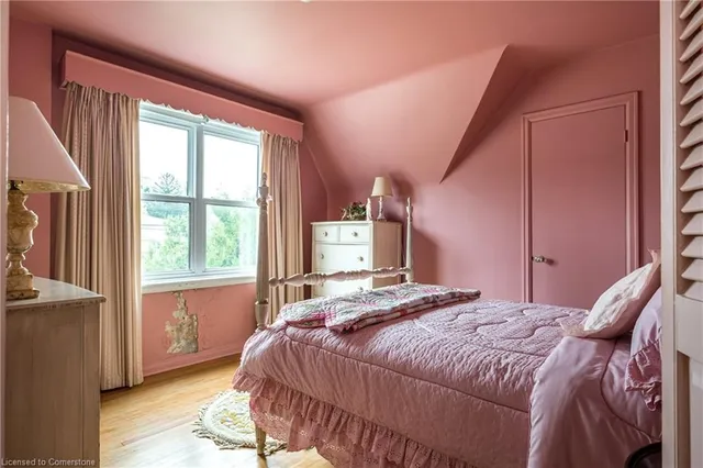 Additional image 34 of 144 Brantdale Ave