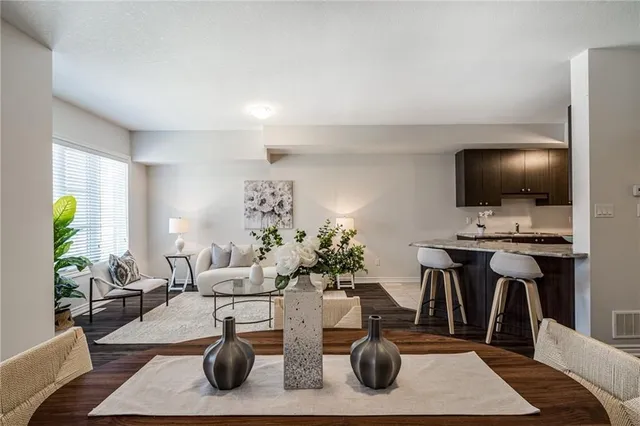 Additional image 7 of 219 DUNDAS St Unit 26