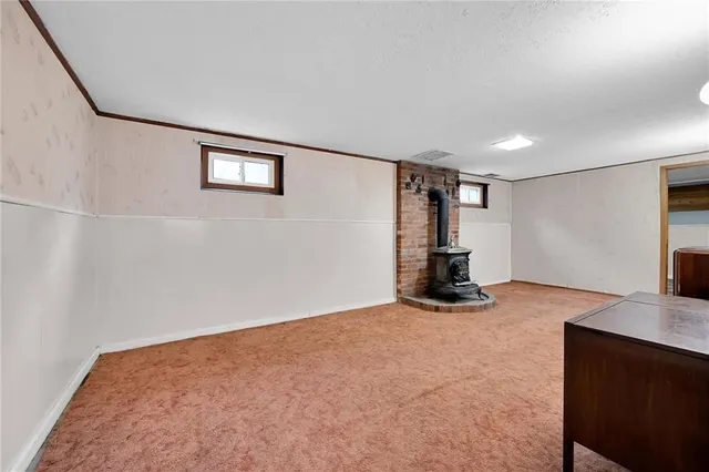 Additional image 19 of 63 FERNWOOD Cres