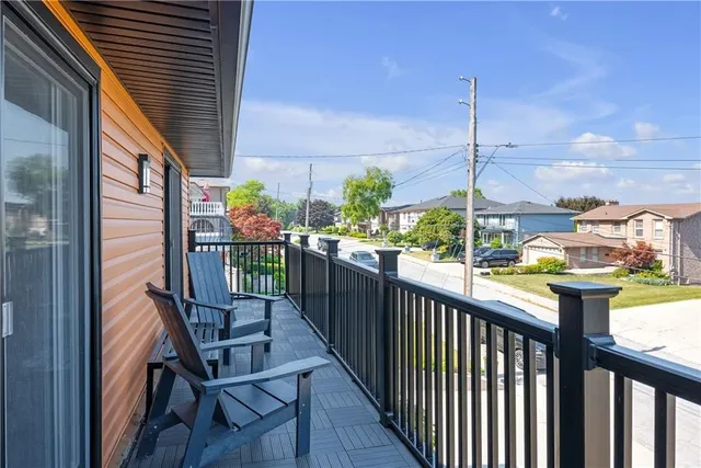 Additional image 27 of 64 HILDEGARD Dr