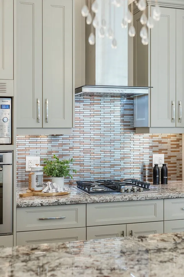 Additional image 10 of 397 King St Unit 207