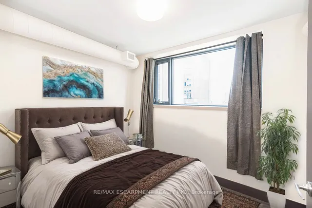 Additional image 8 of 121 King St Unit 501