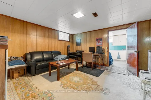 Additional image 23 of 139 Tragina Ave