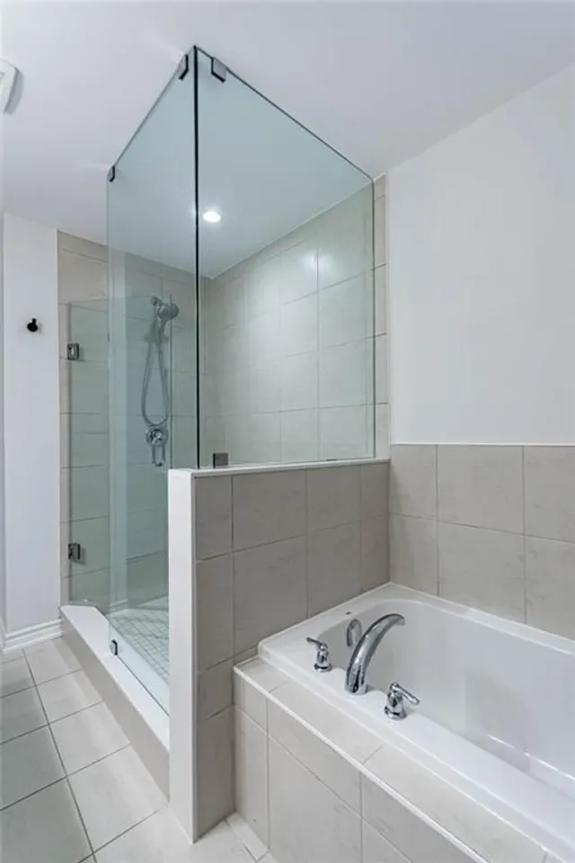 Additional image 18 of 23 SENTINEL LANE