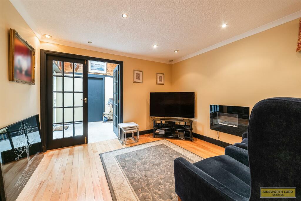 Additional image 95 of Beardwood Drive, Blackburn