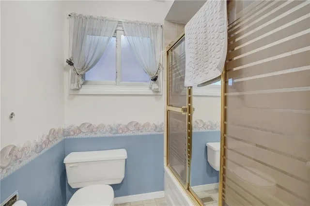 Additional image 20 of 38 DUBARRY Blvd