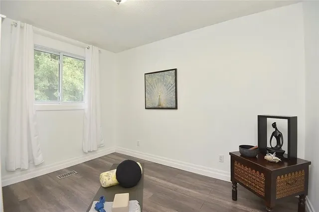 Additional image 28 of 4 JOYA Pl