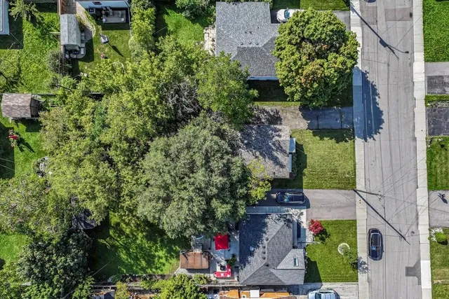 Additional image 3 of 35 DOROTHY St